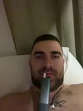 Snapshot of VANYA1997 chatting on February 2026 07:35:01 PM VANYA1997 online show from February 2026 07:35:01 PM