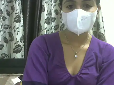 Snapshot of keyswee chatting on January 2025 05:39:02 PM keyswee online show from January 2025 05:39:02 PM