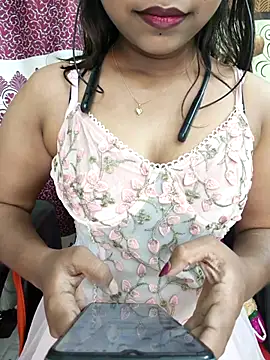 Sweet Mahii online show from February 2026 06:08:01 PM