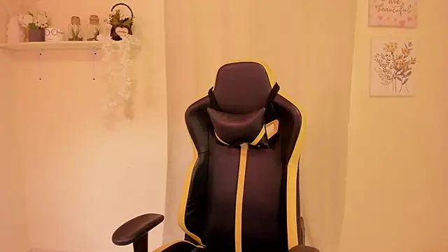 sexy andres01 online show from March 2026 01:36:02 PM