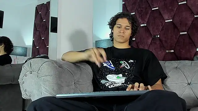 TonyBenedetti online show from April 2026 08:53:01 PM