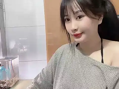 Sunny2868 online show from March 2026 05:12:02 AM