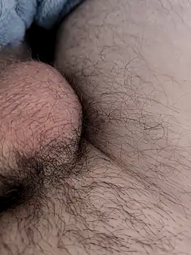 Snapshot of XTo95 chatting on February 2026 01:00:02 PM XTo95 online show from February 2026 01:00:02 PM