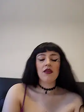 Mommynatrix online show from March 2026 05:38:01 PM