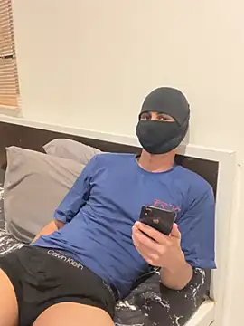 Snapshot of maSkoff10k chatting on March 2026 03:19:02 PM maSkoff10k online show from March 2026 03:19:02 PM