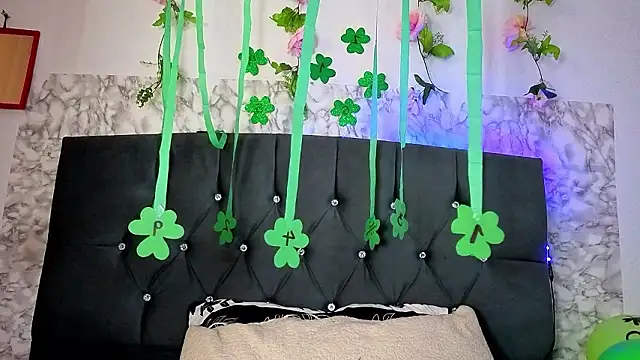 cutninasky online show from March 2026 07:52:01 PM