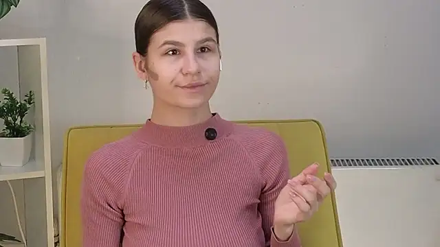 Snapshot of AnastaciaHazekamp chatting on February 2026 08:14:01 AM AnastaciaHazekamp online show from February 2026 08:14:01 AM