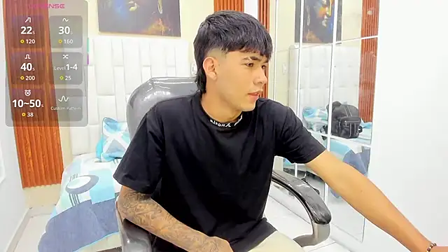 Snapshot of Thiago_collinss chatting on July 2026 10:14:02 PM Thiago collinss online show from July 2026 10:14:02 PM
