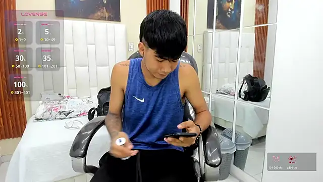 Snapshot of Thiago_collinss chatting on July 2026 10:35:01 PM Thiago collinss online show from July 2026 10:35:01 PM