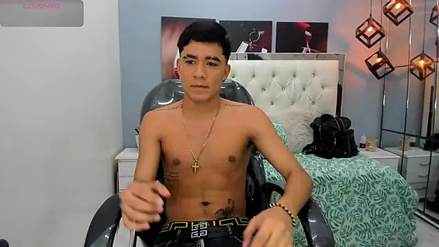 Snapshot of Thiago_collinss chatting on August 2026 11:25:02 PM Thiago collinss online show from August 2026 11:25:02 PM