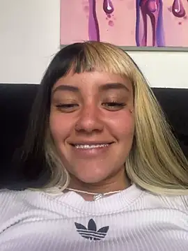 Sara 92 online show from July 2026 06:32:01 PM