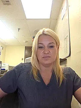 Snapshot of LadyB07 chatting on April 2026 06:36:02 PM LadyB07 online show from April 2026 06:36:02 PM
