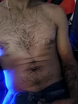 pascuuu96 online show from March 2026 07:49:02 PM