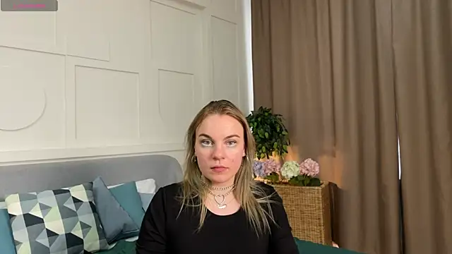 Snapshot of Glow_Margo chatting on March 2026 07:26:02 AM Glow Margo online show from March 2026 07:26:02 AM