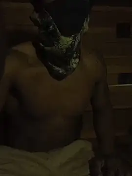 EricSwainn901 online show from April 2026 03:00:01 AM