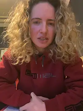 curlyirishgirl online show from March 2026 12:02:01 AM