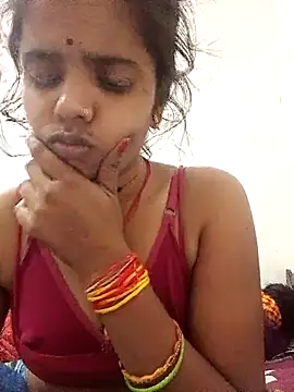 Hot chani online show from April 2026 07:25:01 PM