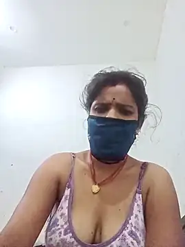 Hot chani online show from April 2026 09:28:01 PM