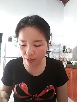 Snapshot of Ivy_Trix2 chatting on March 2026 05:09:02 AM Ivy Trix2 online show from March 2026 05:09:02 AM