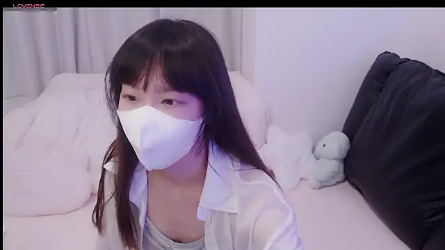 AiIris1 online show from April 2026 12:17:01 PM