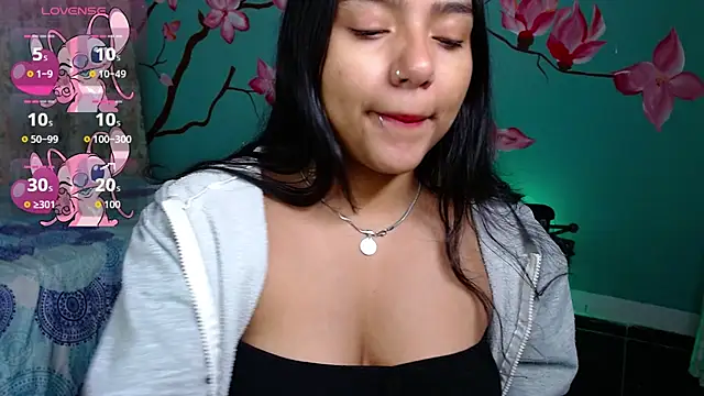 NoelleVireaux online show from April 2026 10:42:01 AM