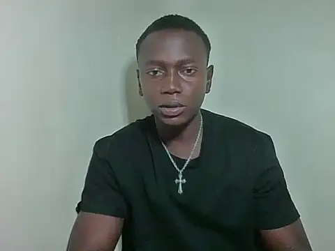 Snapshot of darkerberryguy chatting on March 2026 12:40:01 PM darkerberryguy online show from March 2026 12:40:01 PM