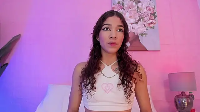 Snapshot of evelyn__rose1 chatting on February 2026 06:29:02 PM evelyn rose1 online show from February 2026 06:29:02 PM