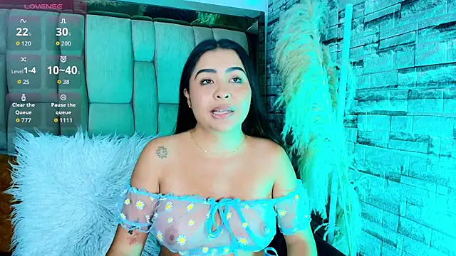Snapshot of Ariia_Monroee chatting on June 2026 02:05:02 AM Ariia Monroee online show from June 2026 02:05:02 AM