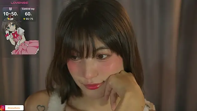 Snapshot of AitanaJhons_ chatting on May 2026 10:43:02 AM AitanaJhons online show from May 2026 10:43:02 AM