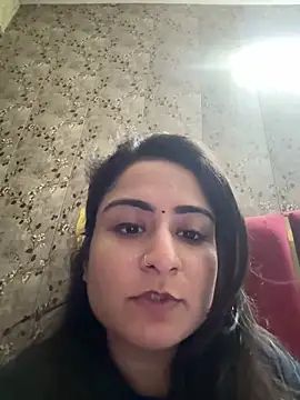 Crazyforyou143 online show from March 2026 06:56:02 PM