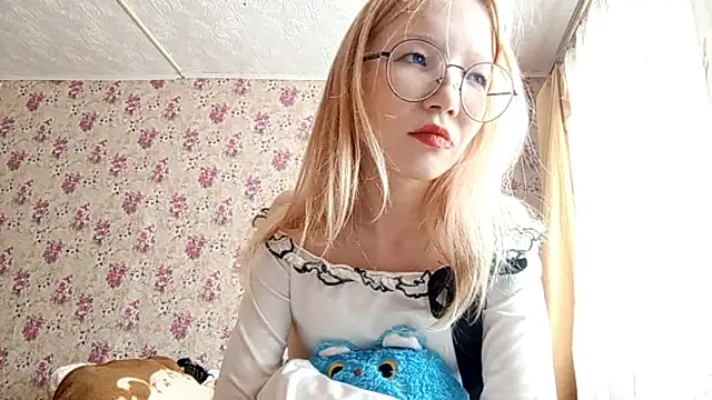 SoniqBliss online show from March 2026 07:14:02 AM