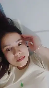 Ivanna Lux online show from March 2026 12:49:01 AM