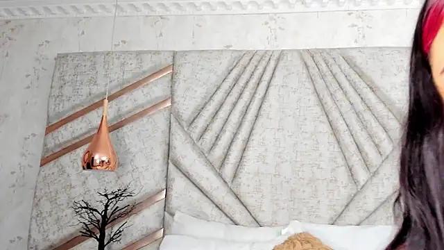 EmeelyMuller online show from March 2026 04:01:01 AM