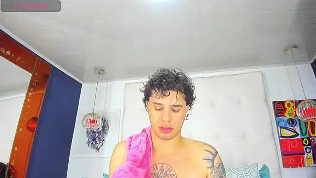 EXCLUSIVE8 online show from April 2026 03:57:02 AM