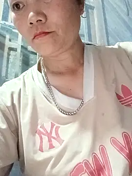 Lindxx-hot online show from April 2026 09:30:02 PM