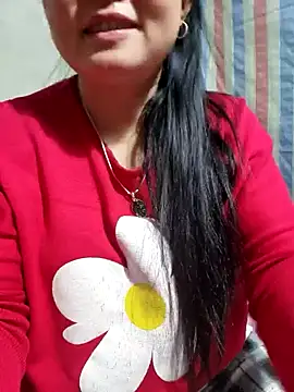 Snapshot of phay79 chatting on February 2026 01:43:01 PM phay79 online show from February 2026 01:43:01 PM