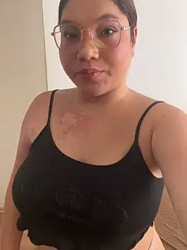 WHITEWOMEN 2 online show from March 2026 04:33:02 PM