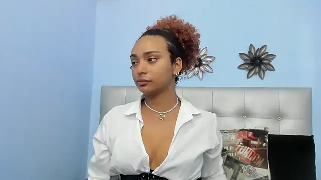 Saray sexylove online show from March 2026 11:33:02 AM