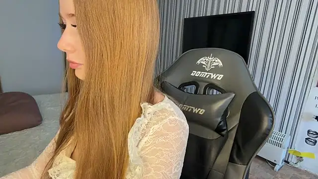 Emily Rass  online show from March 2026 07:23:01 AM