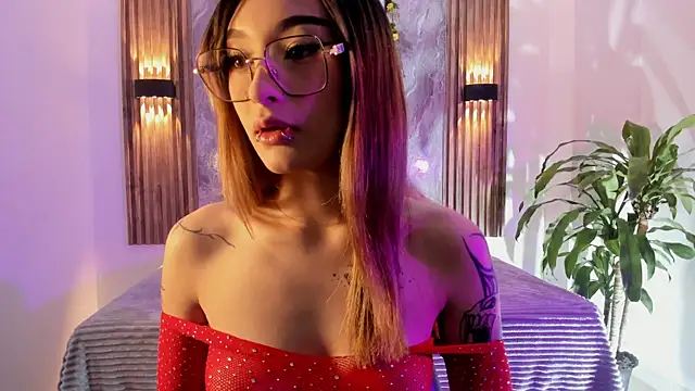 Melodylanee online show from July 2026 11:03:01 AM