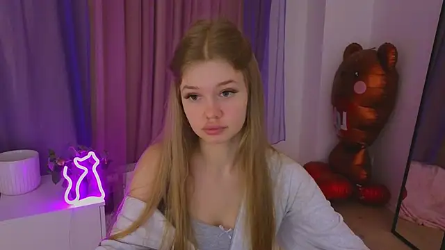 Snapshot of belrinaa chatting on May 2026 08:49:02 PM belrinaa online show from May 2026 08:49:02 PM