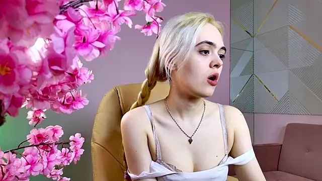 Bambi Bloom online show from March 2026 05:13:02 AM