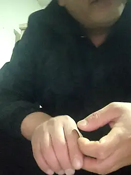 Snapshot of wanggang880903 chatting on March 2026 07:15:01 AM wanggang880903 online show from March 2026 07:15:01 AM