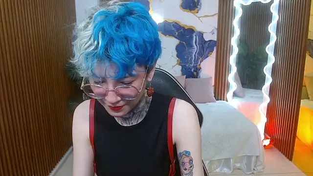 Lyra tay online show from March 2026 12:07:01 PM