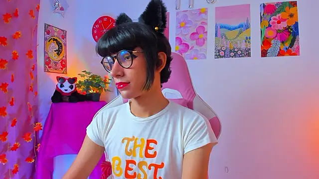 Madeline 21 online show from March 2026 05:08:01 AM