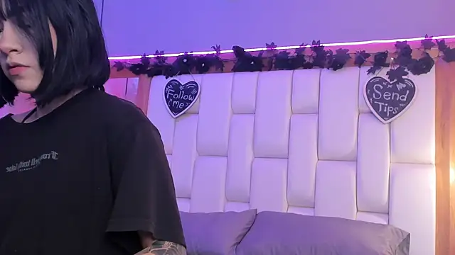 Bamby buu online show from April 2026 11:48:01 PM