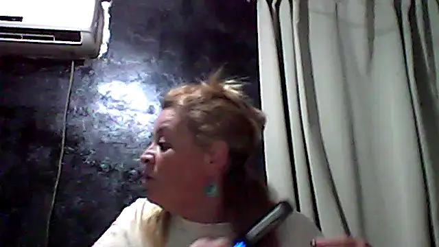 momismilf544 online show from April 2026 10:21:02 PM