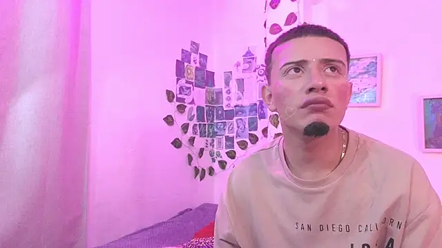 DayandDesire online show from April 2026 02:31:01 AM