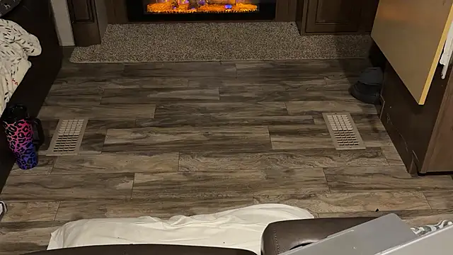 Snapshot of helovesanalbicouple chatting on March 2026 11:27:02 AM helovesanalbicouple online show from March 2026 11:27:02 AM