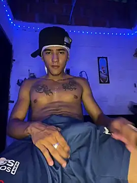 billi adamzz online show from April 2026 12:33:02 AM